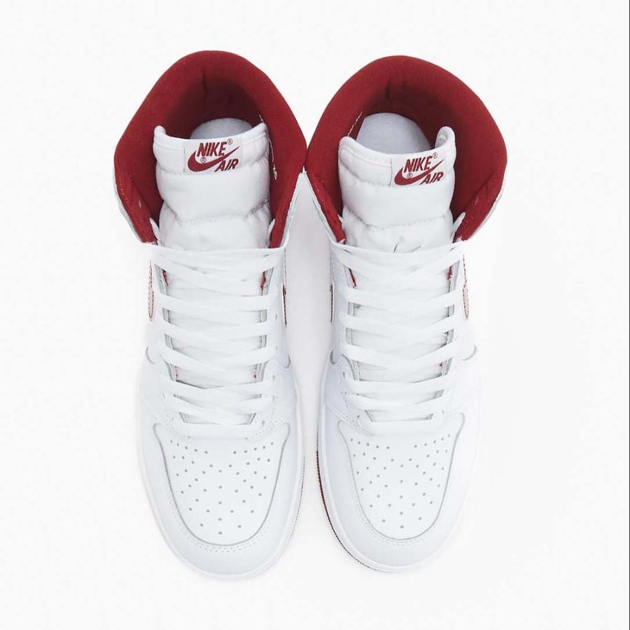 Air Jordan 1 Retro High '85 OG 'Metallic Burgundy' - Image 4