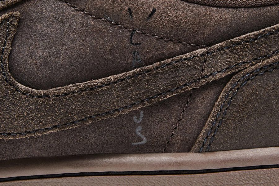 TRAVIS SCOTT X AIR JORDAN 1 LOW OG “VELVET BROWN” - Image 9