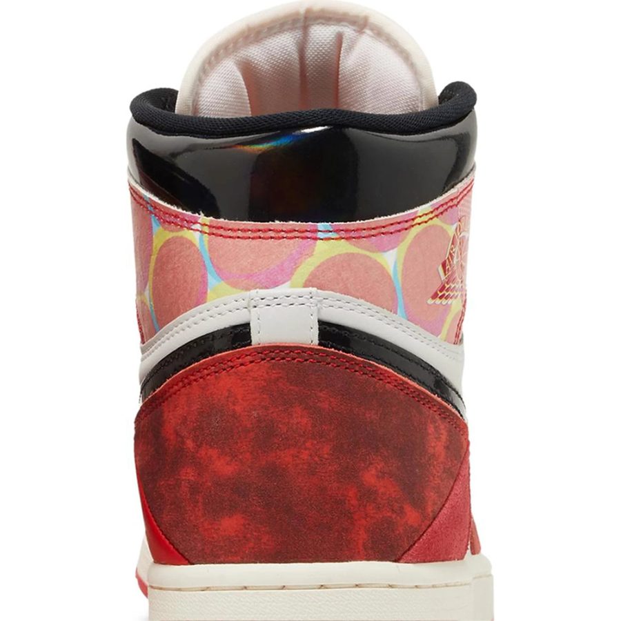 Marvel x Air Jordan 1 Retro High OG 'Next Chapter' - Image 7