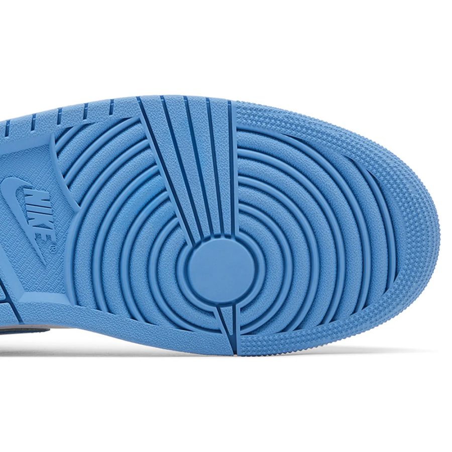 Air Jordan 1 Low SE 'Legend Blue' - Image 5