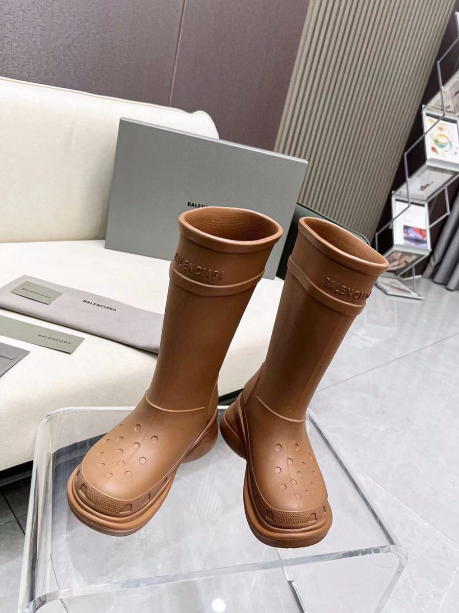 Balenciaga X Crocs Boots Brown Rubber - Image 2