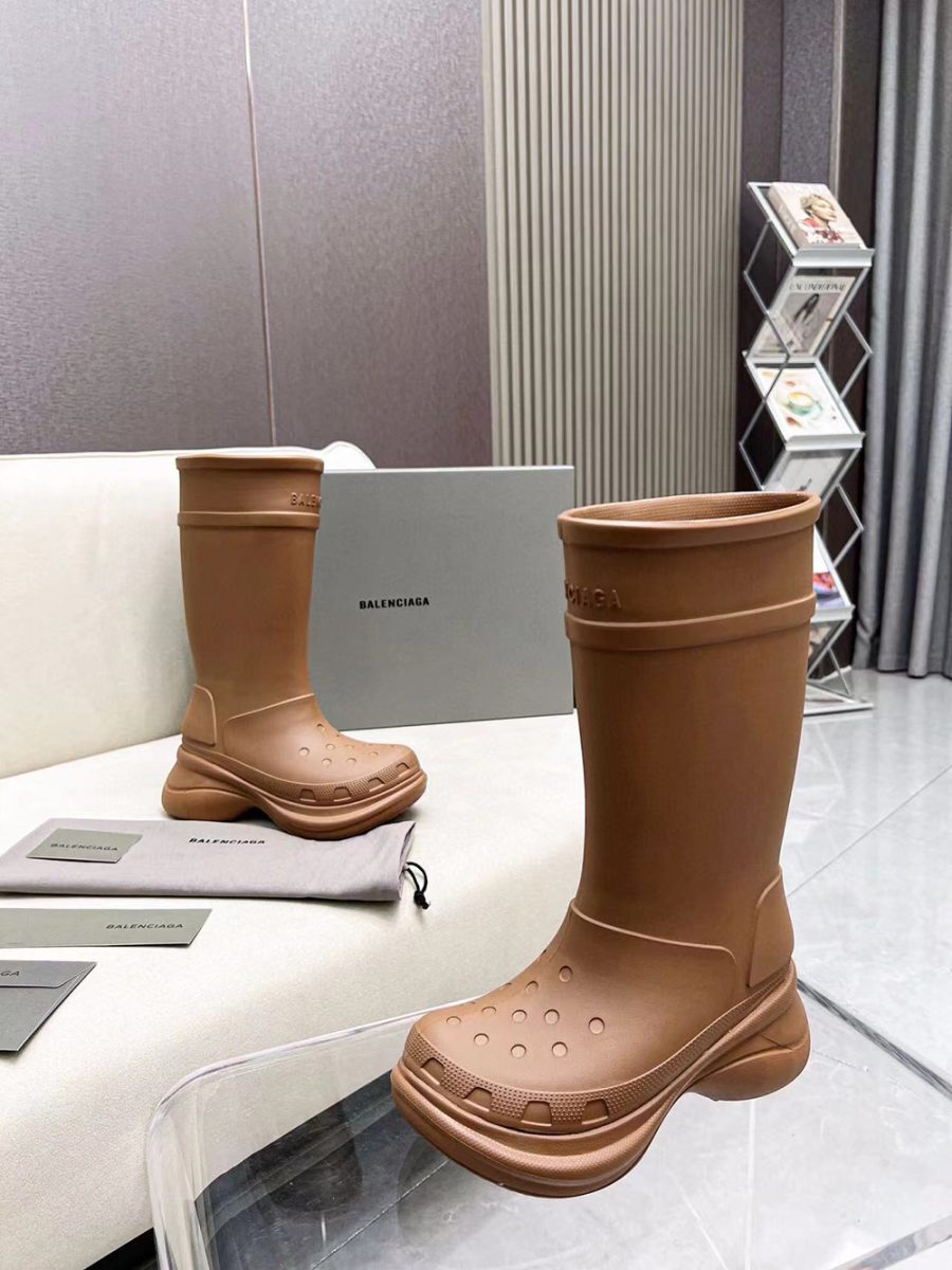 Balenciaga X Crocs Boots Brown Rubber - Image 7