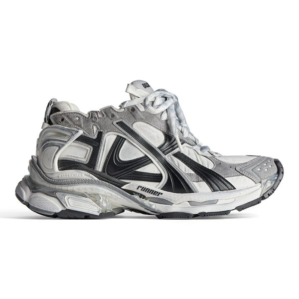 BALENCIAGA MEN'S RUNNER SNEAKER IN GREY