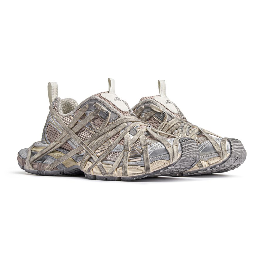 Balenciaga 3xl Extreme Lace Sneaker - Image 3