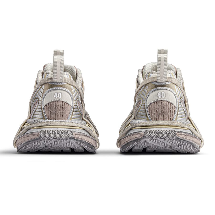 Balenciaga 3xl Extreme Lace Sneaker - Image 5