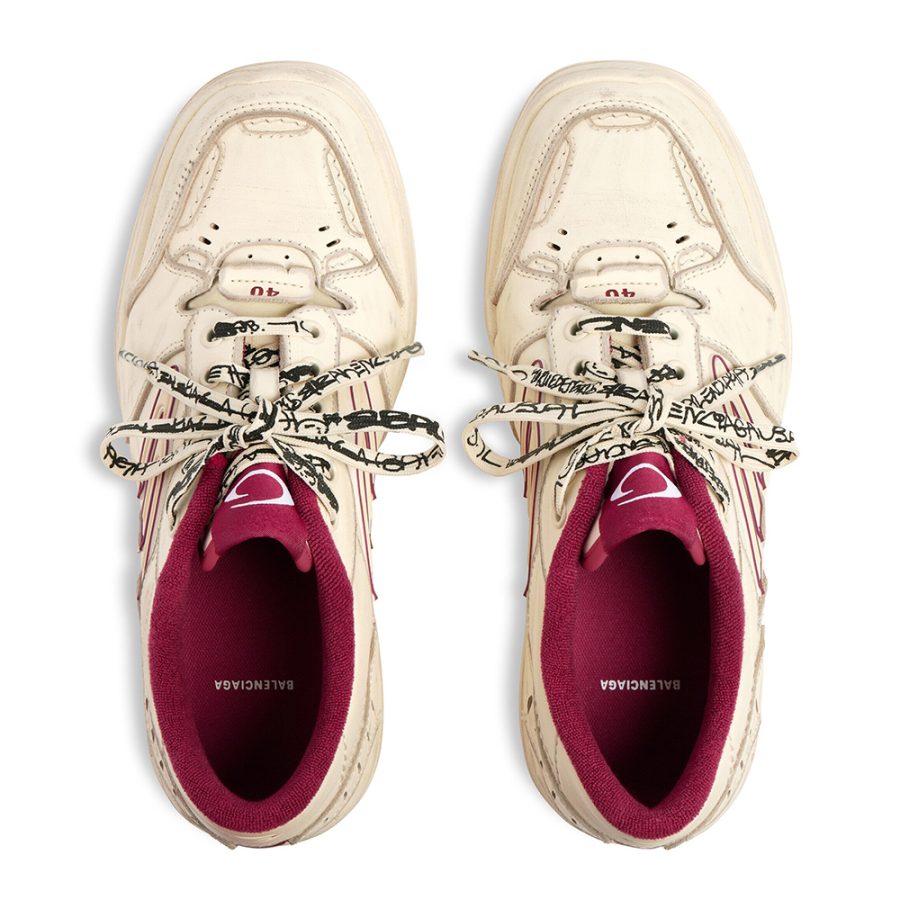 Balenciaga Hamptons Worn-out Sneaker - Image 6