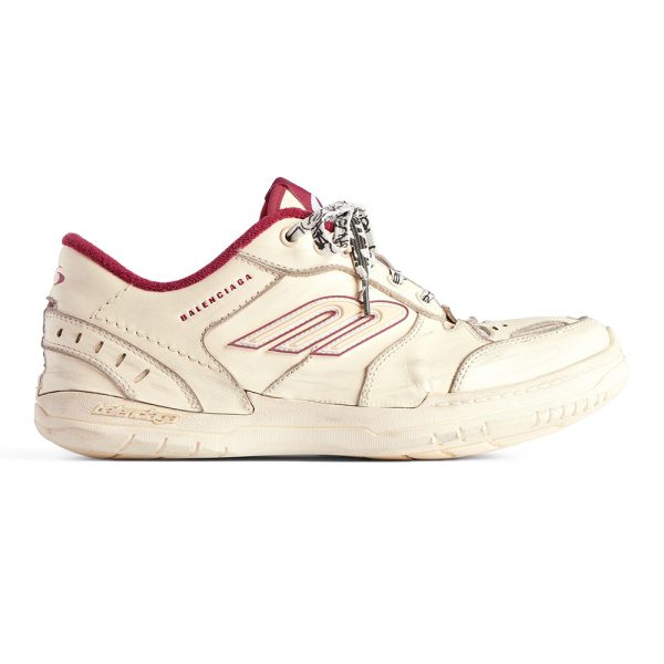 Balenciaga Hamptons Worn-out Sneaker