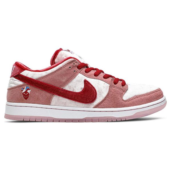 STRANGELOVE X DUNK LOW SB 'VALENTINE'S DAY'
