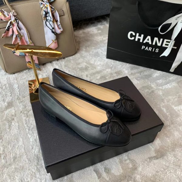 Chanel classic ballet shoes all black sheepskin