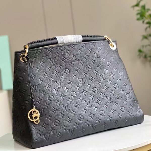 Louis Vuitton Bags M41066 47*32*22cm