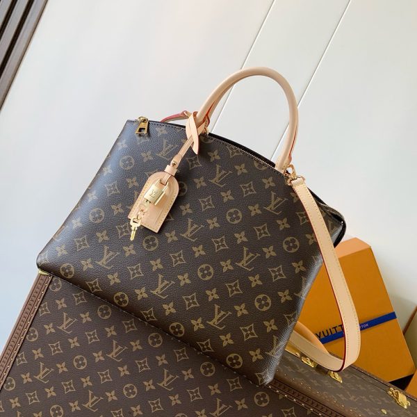 Louis Vuitton Grand Palais Bags M45900