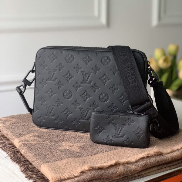 Louis Vuitton Bags M69827 27*4.5*18.5cm