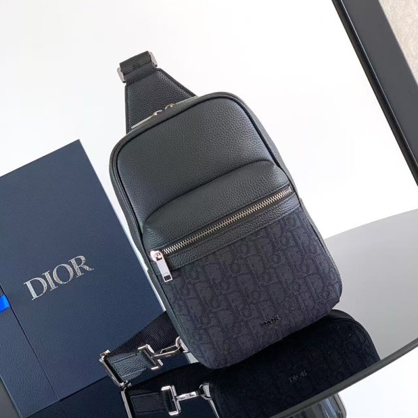 Dior Rider 2.0 Sling Bags H03E 17*26*8cm