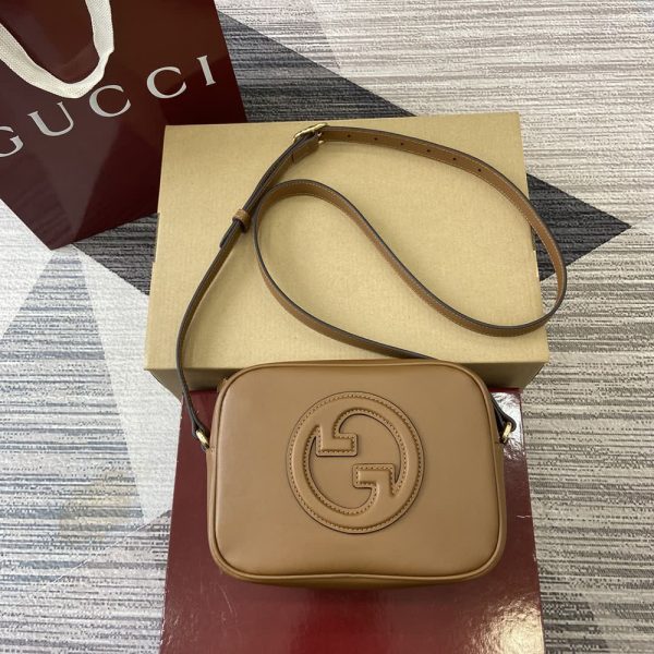 Gucci Blondie Bags 820429 21*15*8cm